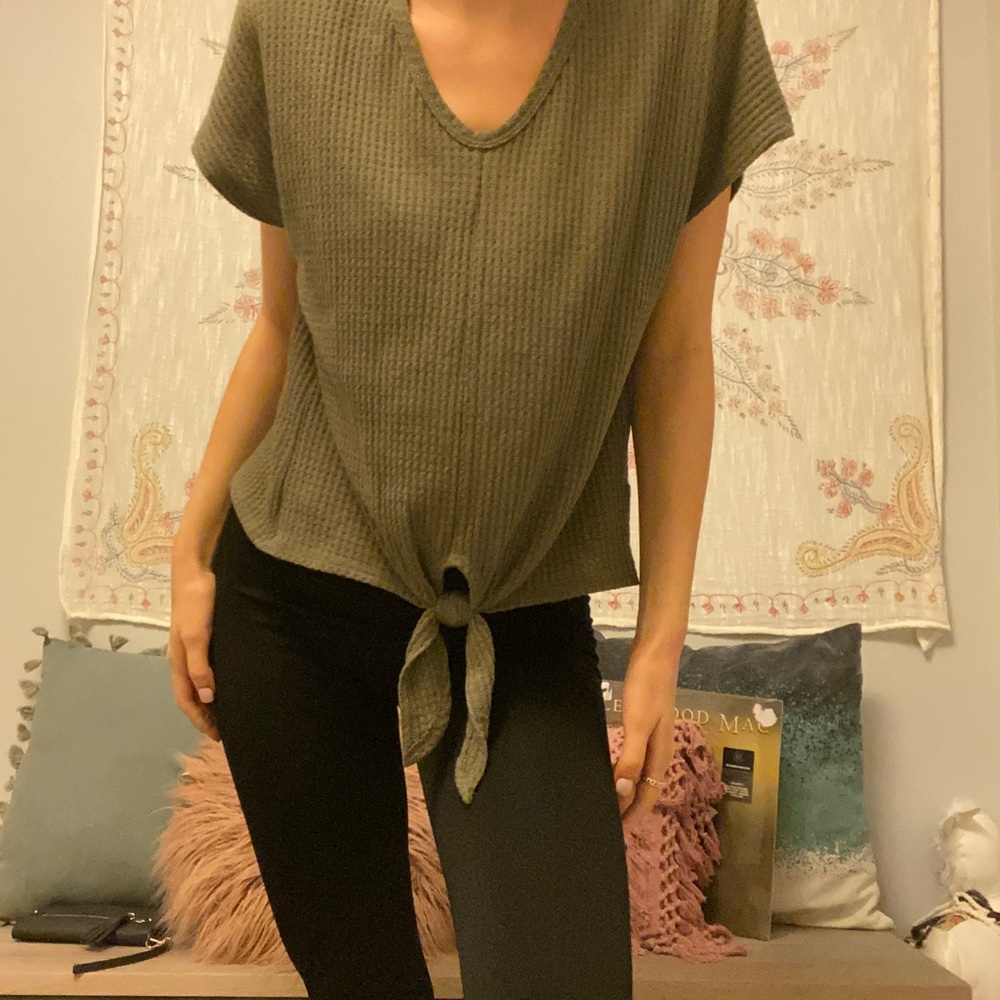 Green tie top